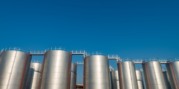 Caldereros · Calderería · Calderas · Tolvas · Cisternas · Depósitos Alzira · Fabricación de Columnas y Autoclaves
