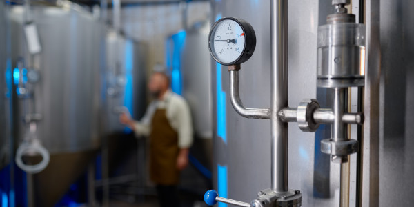 Caldereros · Calderería · Calderas · Tolvas · Cisternas · Depósitos Alzira · Soldadura TIG, MIG y por Arco Eléctrico