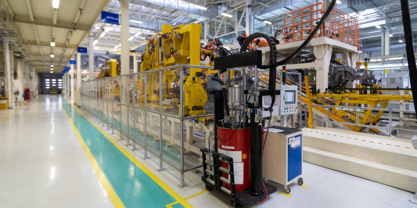 Electricistas Industriales · Instaladores Alta / Baja Tensión en València · Montaje de canalizaciones eléctricas y bandejas portacables