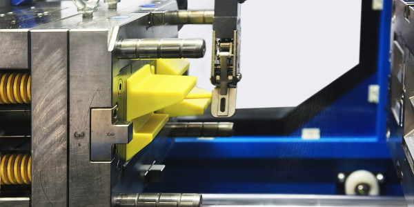 Torneros, Mecanizados, Matriceros, Control Numérico Villar del Arzobispo · Fabricación de moldes para inyección y fundición